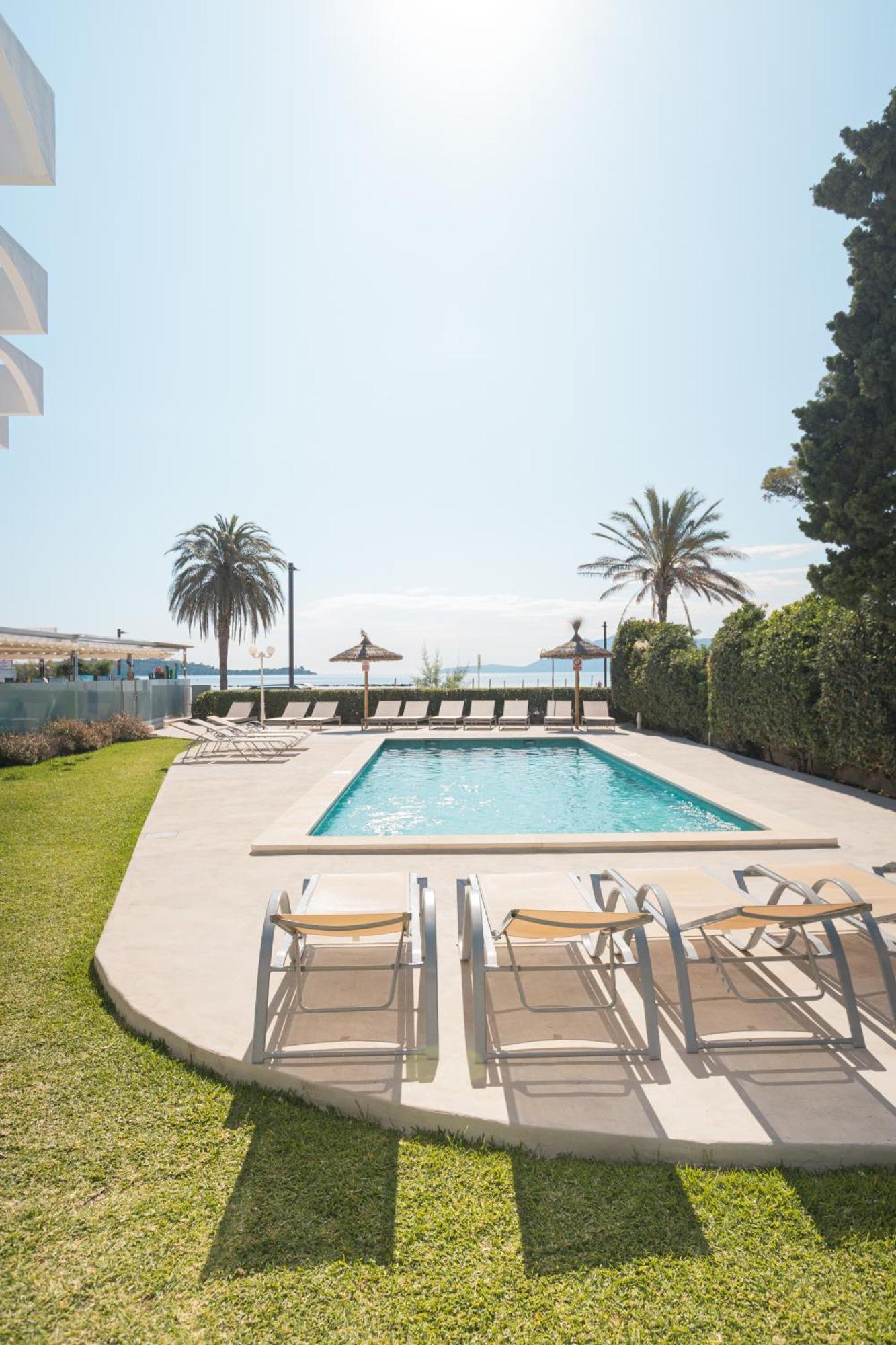 Apartamentos Bellamar Port de Pollença Zewnętrze zdjęcie